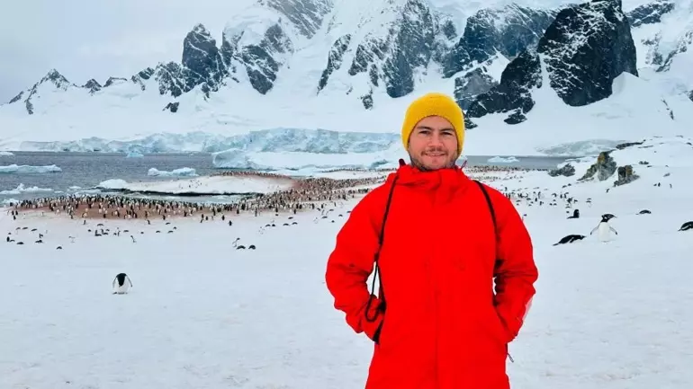 Liseyi Yarıda Bırakıp Hayalleri Peşinden Gitti: 65 Ülke Gezdi